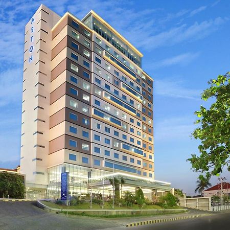 Aston Kupang Hotel & Convention Center Екстериор снимка