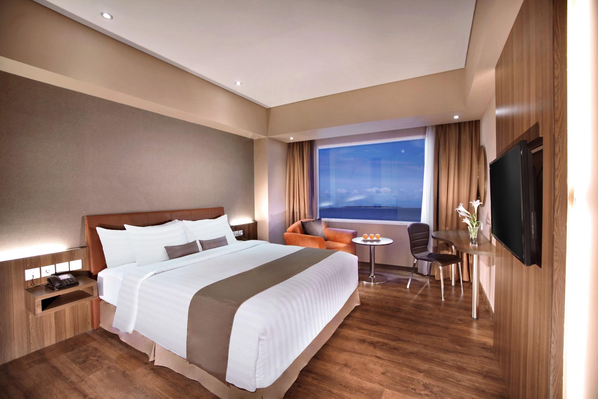 Aston Kupang Hotel & Convention Center Екстериор снимка