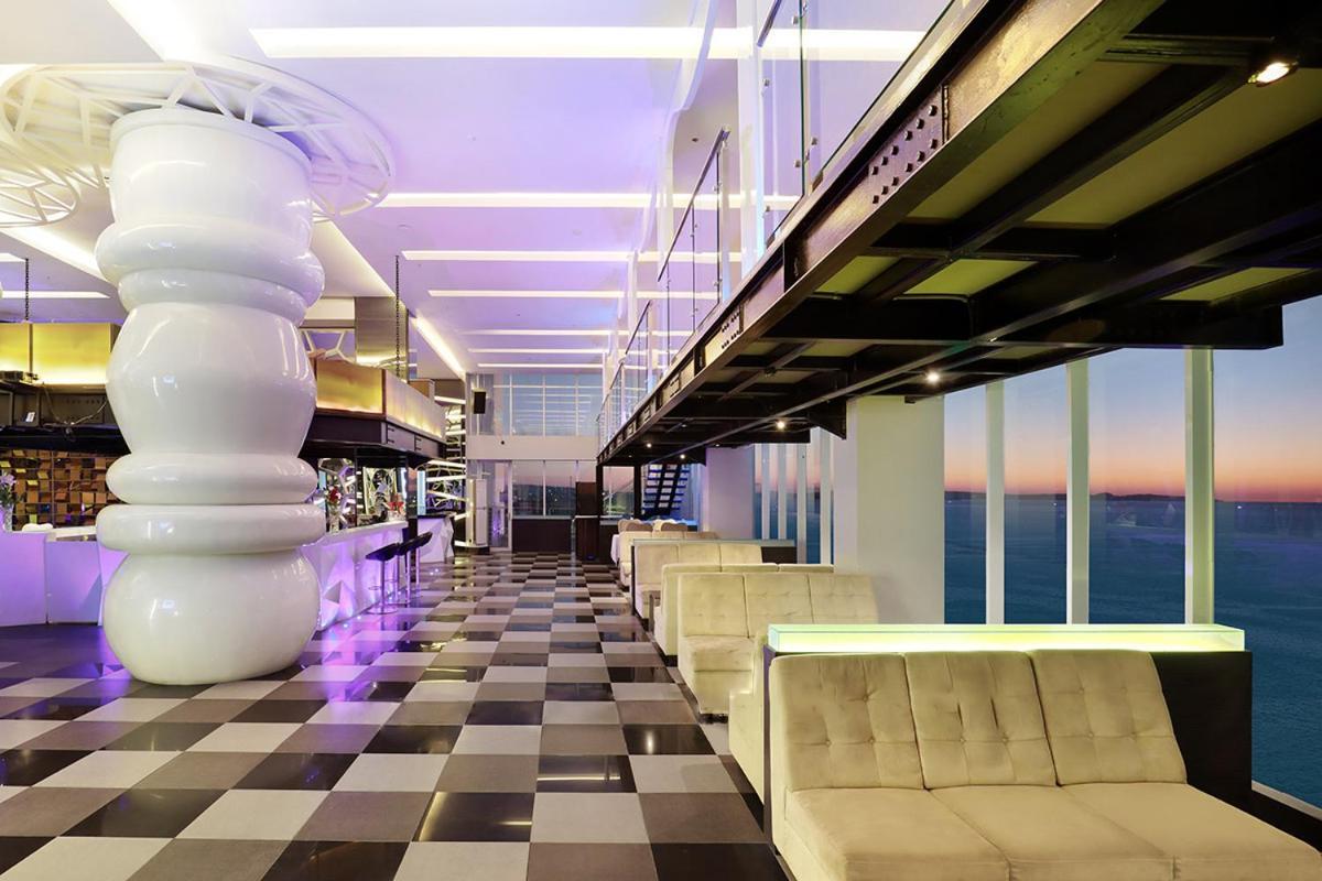 Aston Kupang Hotel & Convention Center Екстериор снимка